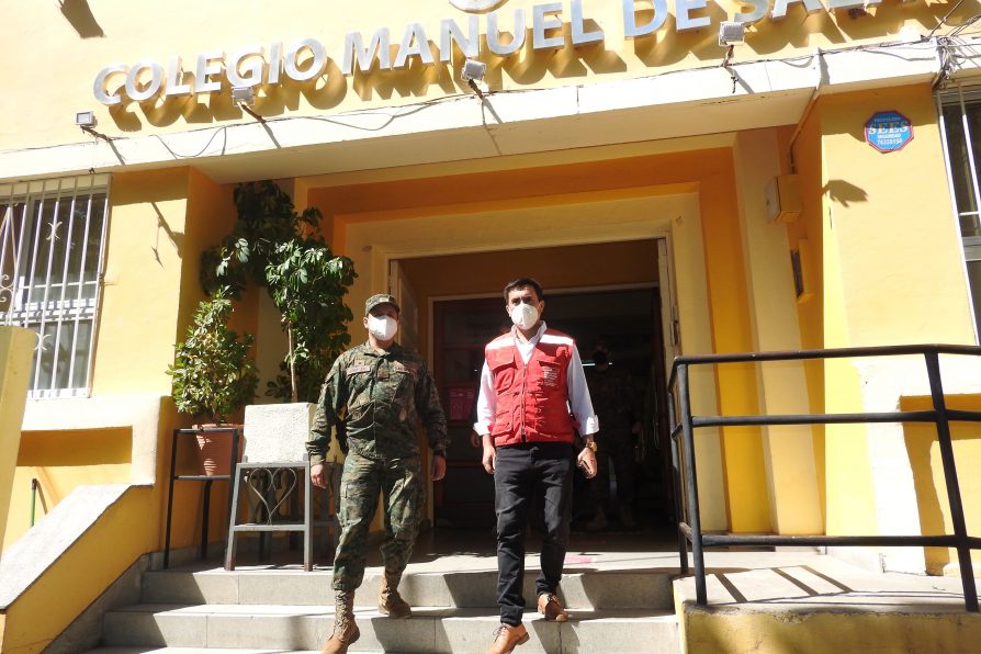 Delegado Presidencial Pablo Sepúlveda supervisa locales de votación