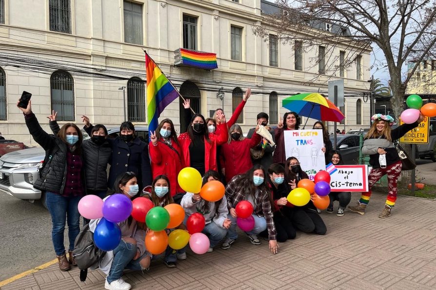 Delegación Presidencial Provincial de Linares conmemoró el día del orgullo LGBTQIA+