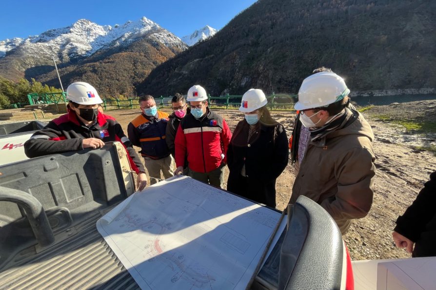 Desplazamiento de ladera en Embalse Ancoa obliga el cierre total del camino