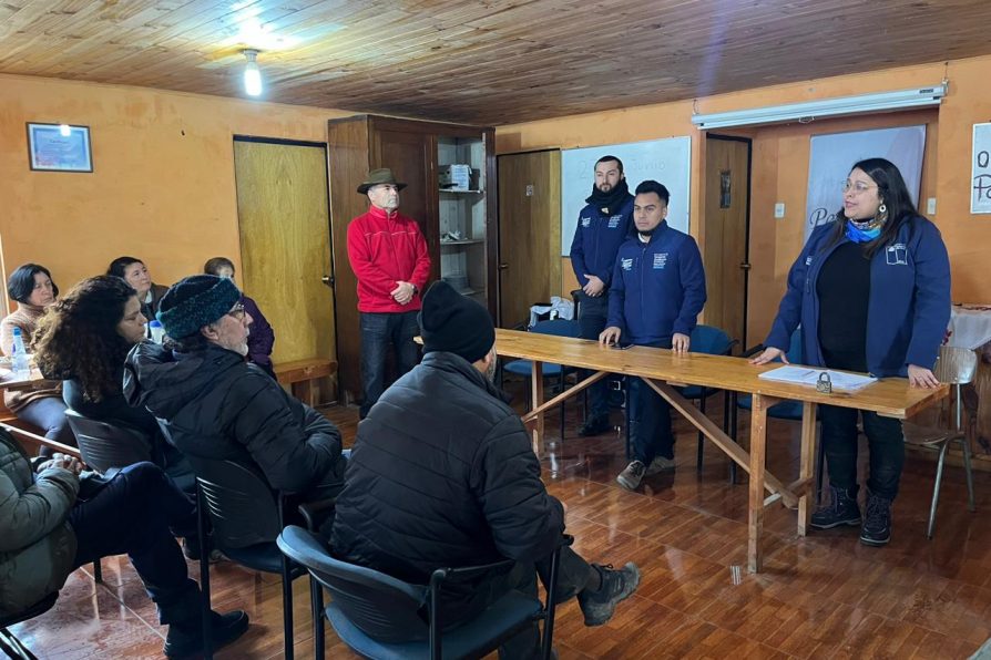 Delegada Priscila González se reunió con comunidades del cajón de Achibueno afectadas por la emergencia climática