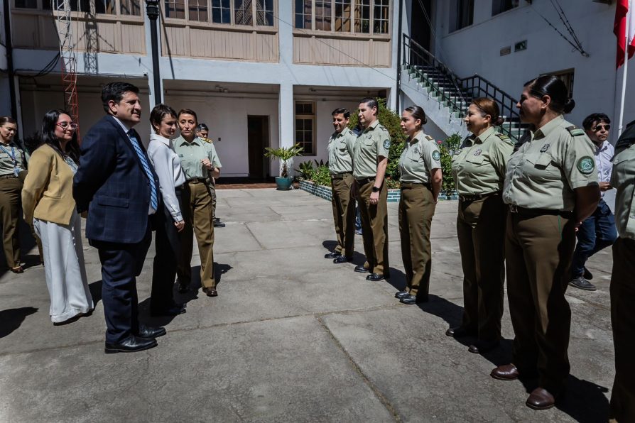 Ministra Tohá visita Región del Maule y destaca proyecto para construir una Escuela de Formación de Carabineros