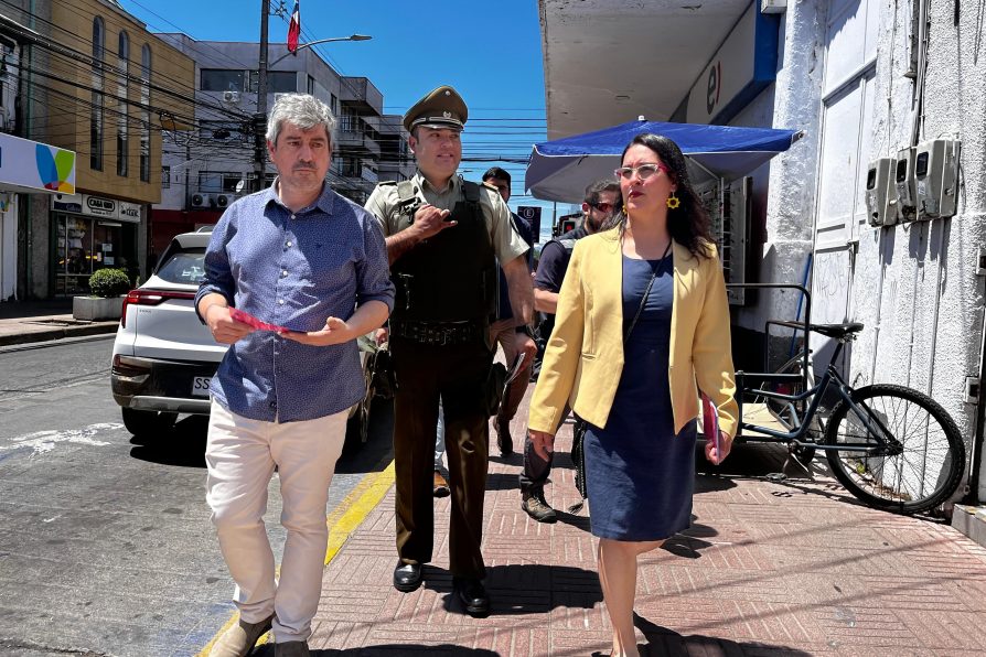 Delegada Presidencial Provincial, Cámara de Comercio y Carabineros se unen en la prevención de robos y hurtos en Linares